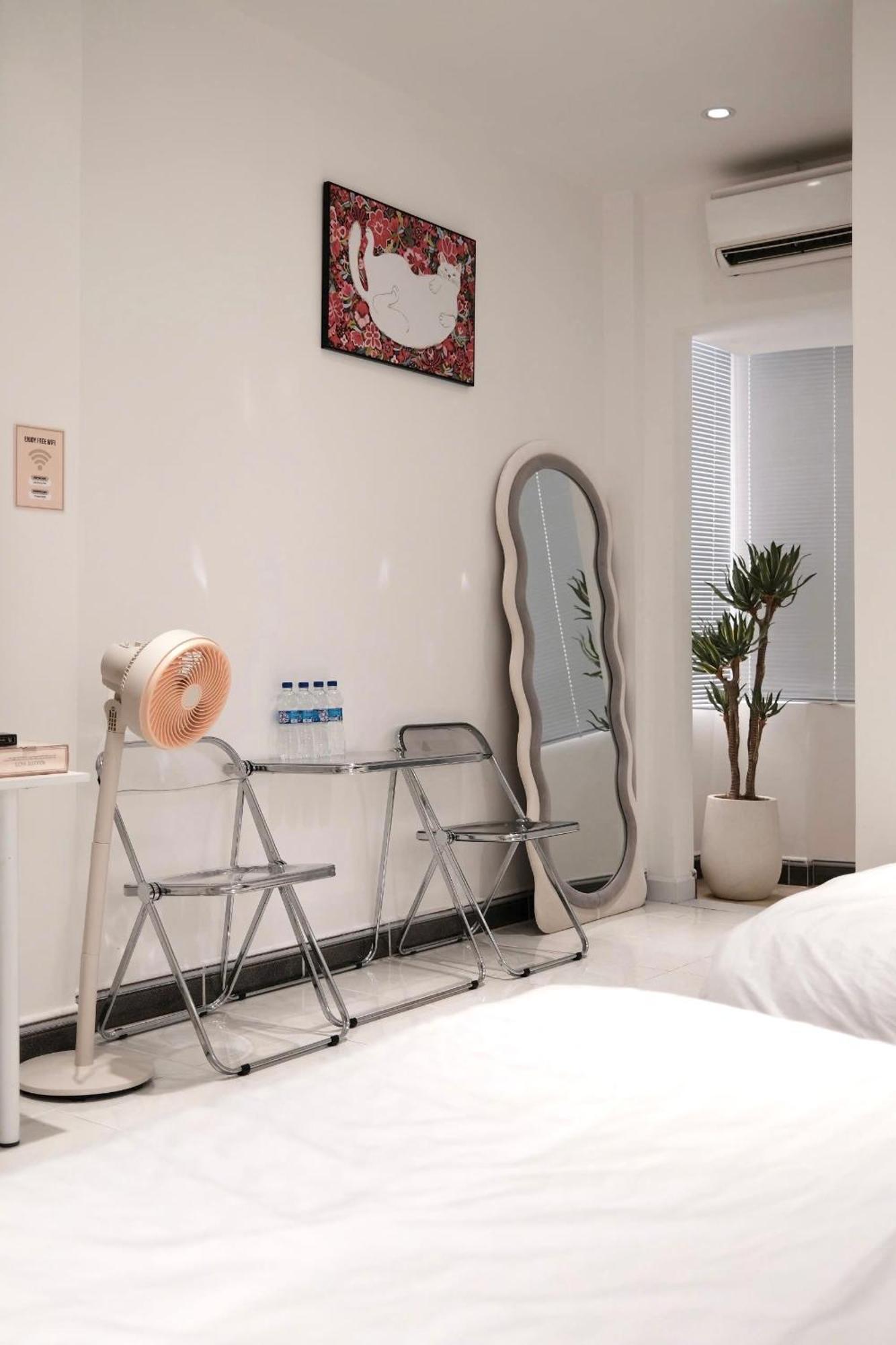 Benhouse Homestay ホーチミン市 エクステリア 写真